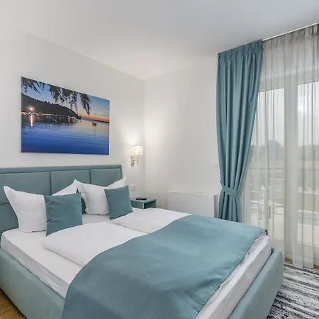 With 2 Bedrooms Labinci